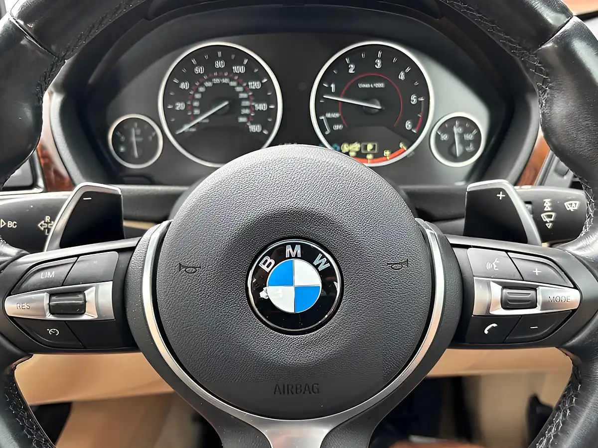 Used 2014 BMW 4 Series M Sport Grey - Interior and Exterior details 13