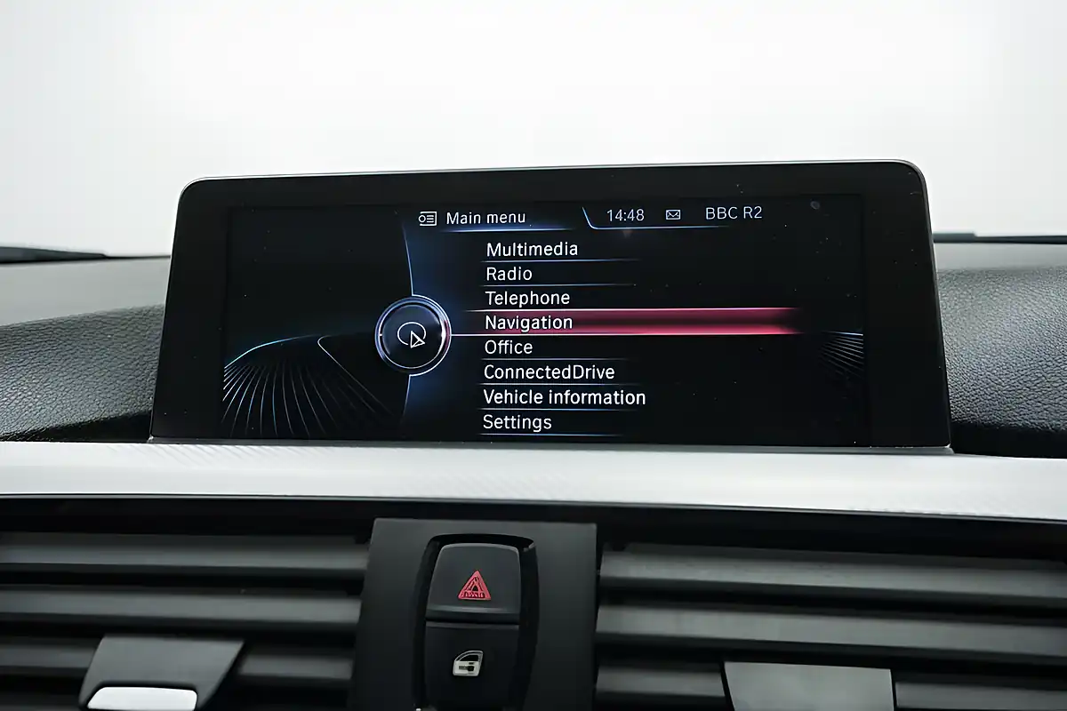 Used 2014 BMW 4 Series M Sport Silver - Interior and Exterior details 18