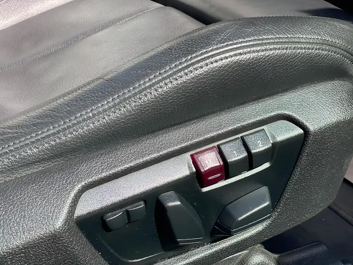 Used 2014 BMW 4 Series M Sport White - Interior and Exterior details 3