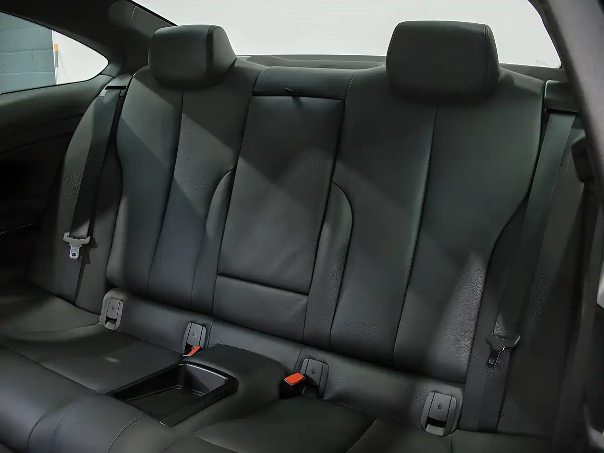 Used 2014 BMW 4 Series M Sport White - Interior and Exterior details 15