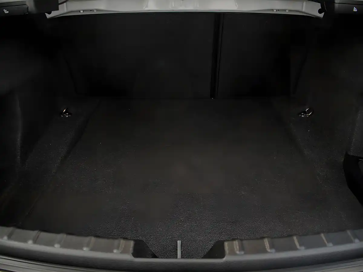 Used 2014 BMW 4 Series M Sport White - Interior and Exterior details 18