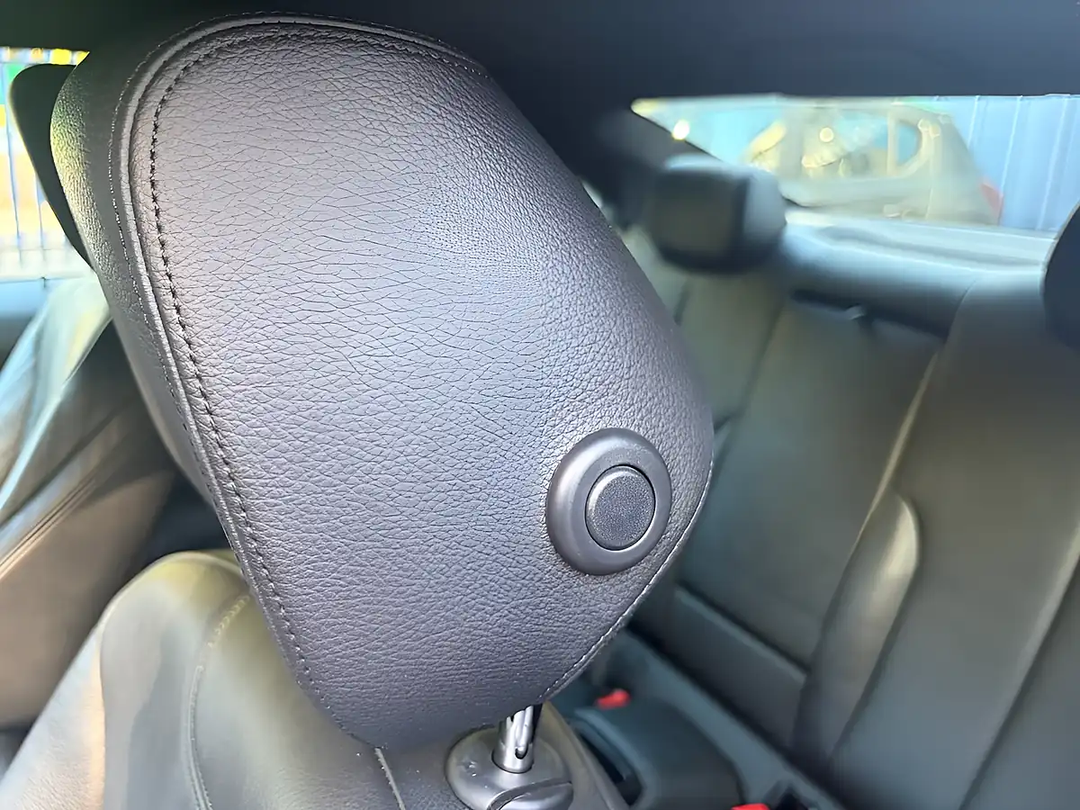 Used 2014 BMW 4 Series M Sport White - Interior and Exterior details 13