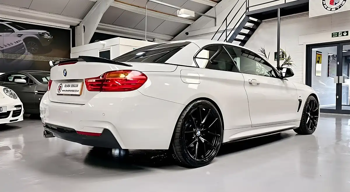 Used 2014 BMW 4 Series M Sport White - Interior and Exterior details 14