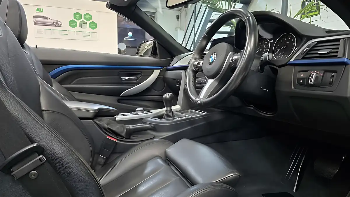 Used 2014 BMW 4 Series M Sport White - Interior and Exterior details 17