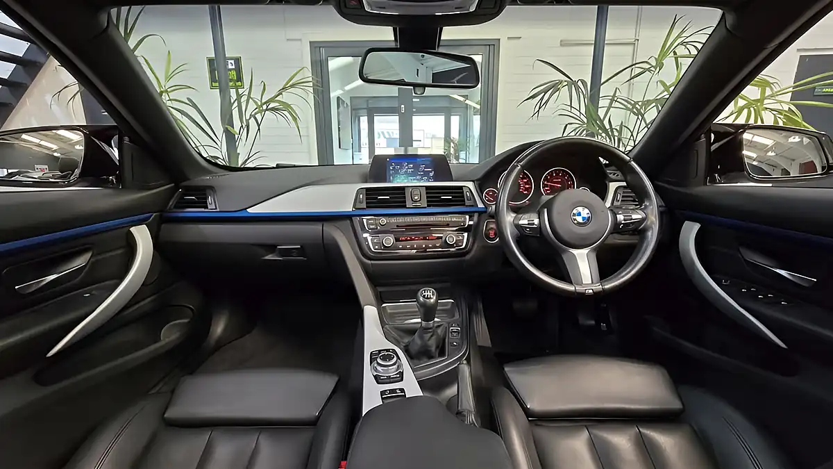Used 2014 BMW 4 Series M Sport White - Interior and Exterior details 18