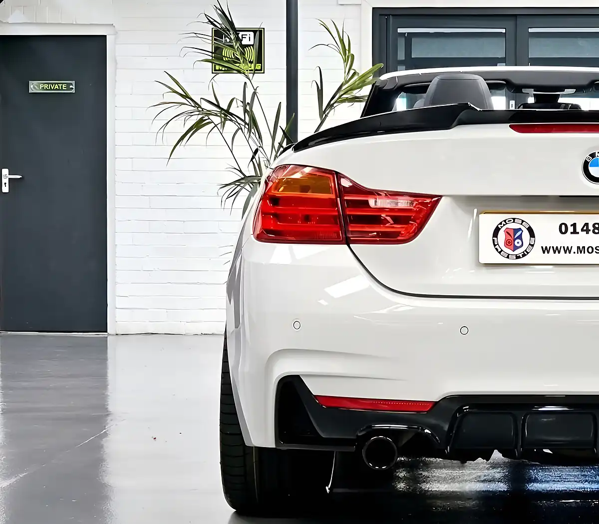 Used 2014 BMW 4 Series M Sport White - Interior and Exterior details 9
