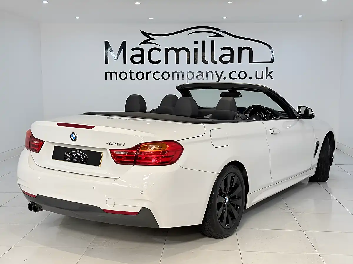 Used 2014 BMW 4 Series M Sport White - Interior and Exterior details 14