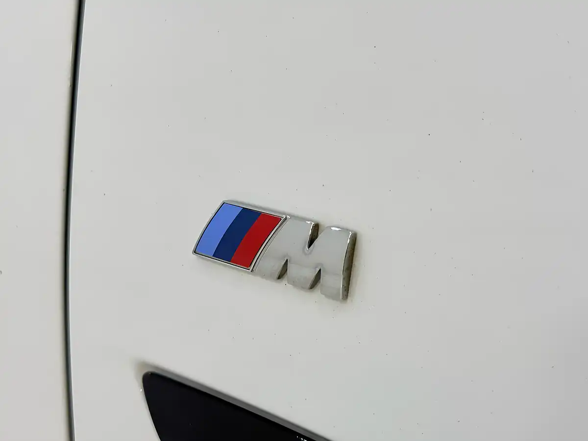 Used 2014 BMW 4 Series M Sport White - Interior and Exterior details 19