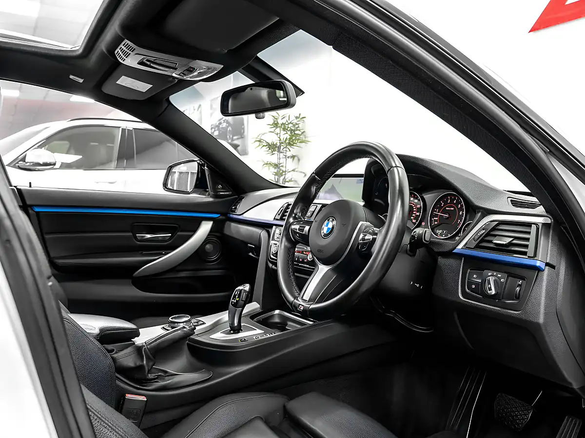 Used 2014 BMW 428i Gran Coupe M Sport Alpine White - Interior and Exterior details 12