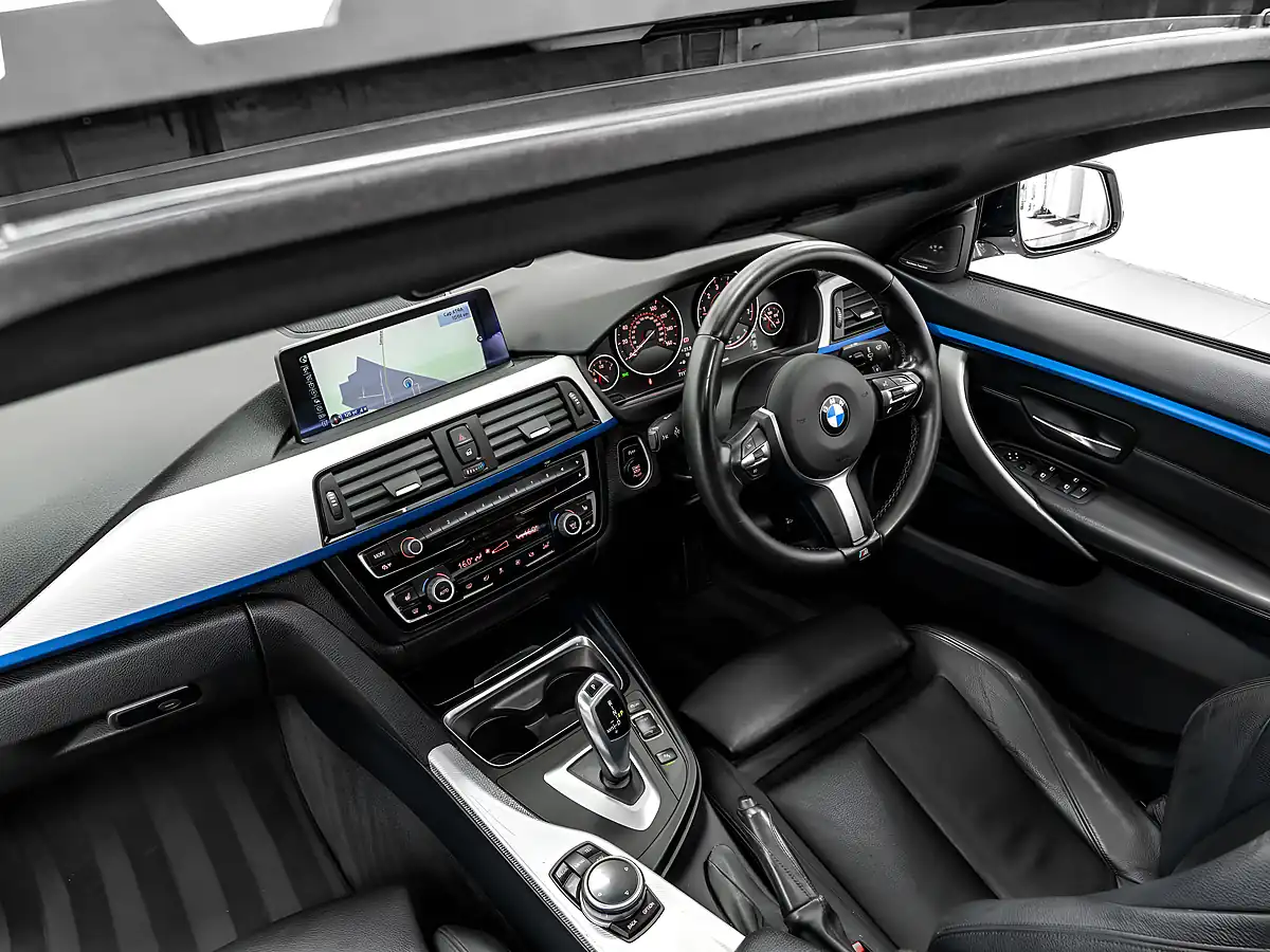 Used 2014 BMW 428i Gran Coupe M Sport Alpine White - Interior and Exterior details 13