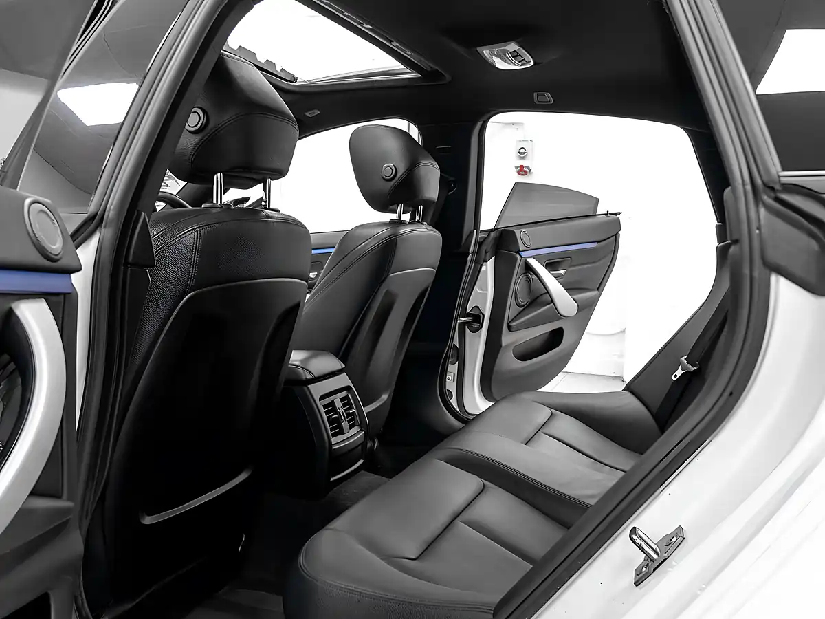 Used 2014 BMW 428i Gran Coupe M Sport Alpine White - Interior and Exterior details 15