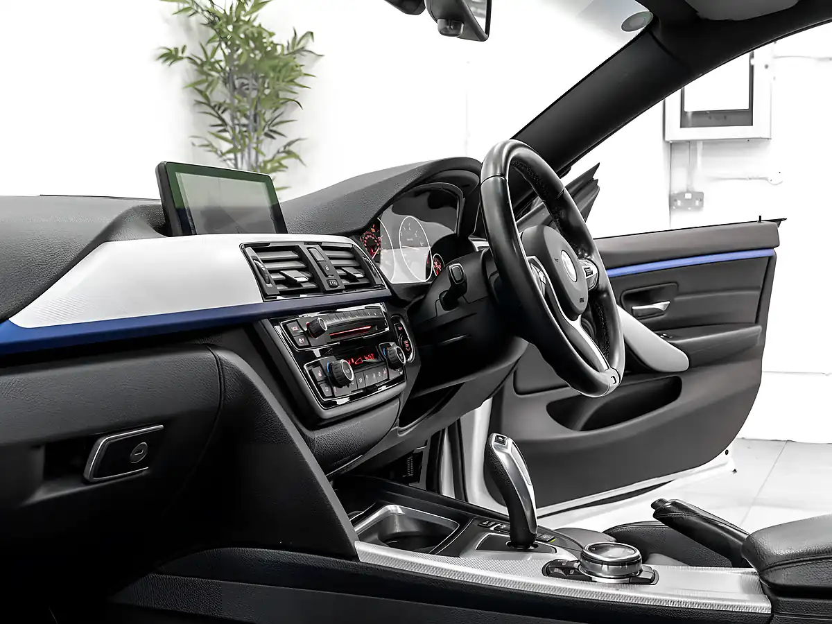 Used 2014 BMW 428i Gran Coupe M Sport Alpine White - Interior and Exterior details 17