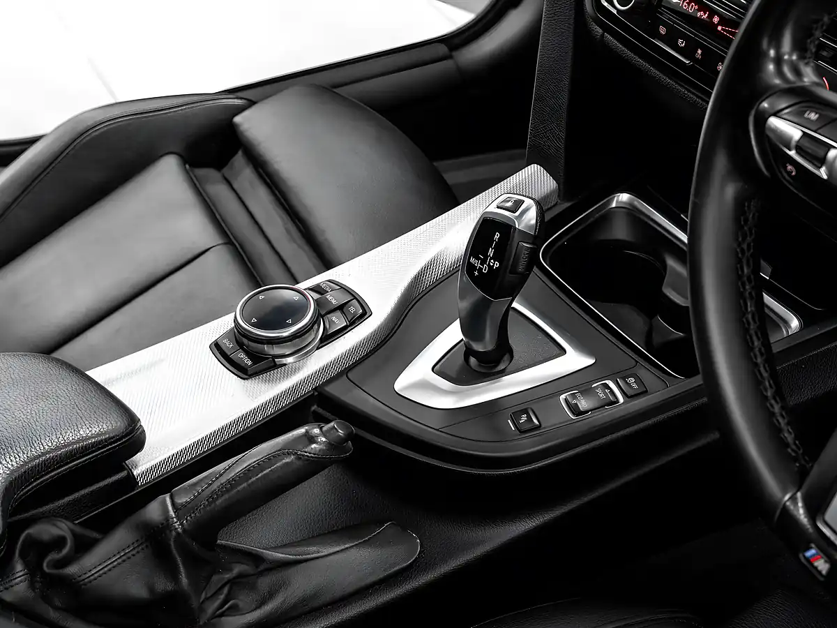 Used 2014 BMW 428i Gran Coupe M Sport Alpine White - Interior and Exterior details 18