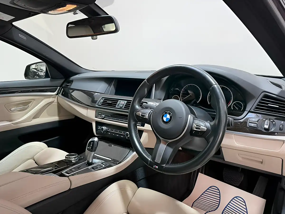 Used 2014 BMW 5 Series M Sport Black - Interior and Exterior details 15