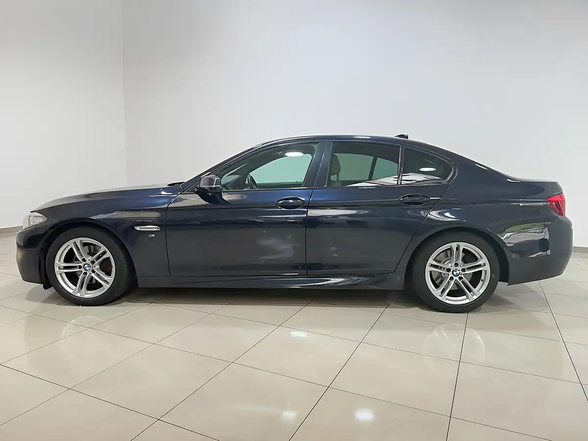 Used 2014 BMW 5 Series M Sport Black - Interior and Exterior details 6