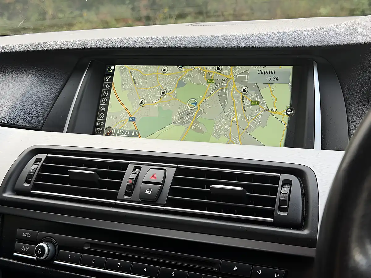 Used 2014 BMW 5 Series M Sport Blue - Interior and Exterior details 15