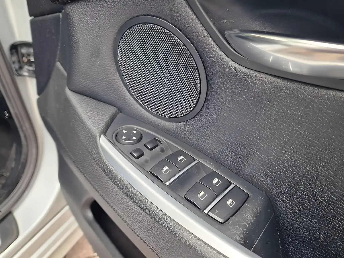 Used 2014 BMW 5 Series M Sport GT Silver - Interior and Exterior details 11