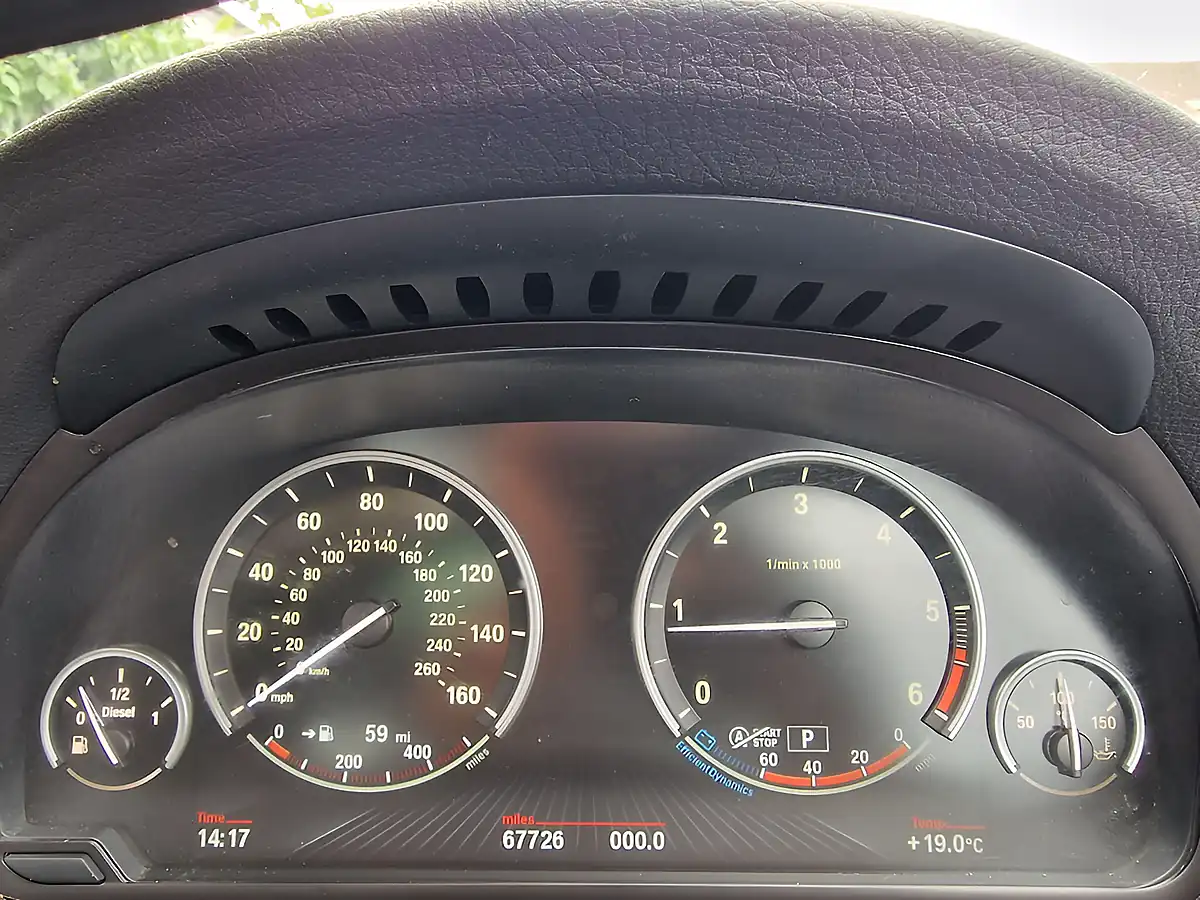 Used 2014 BMW 5 Series M Sport GT Silver - Interior and Exterior details 16