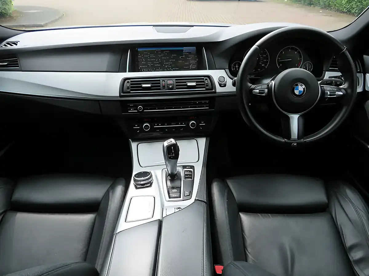 Used 2014 BMW 5 Series M Sport White - Interior and Exterior details 13