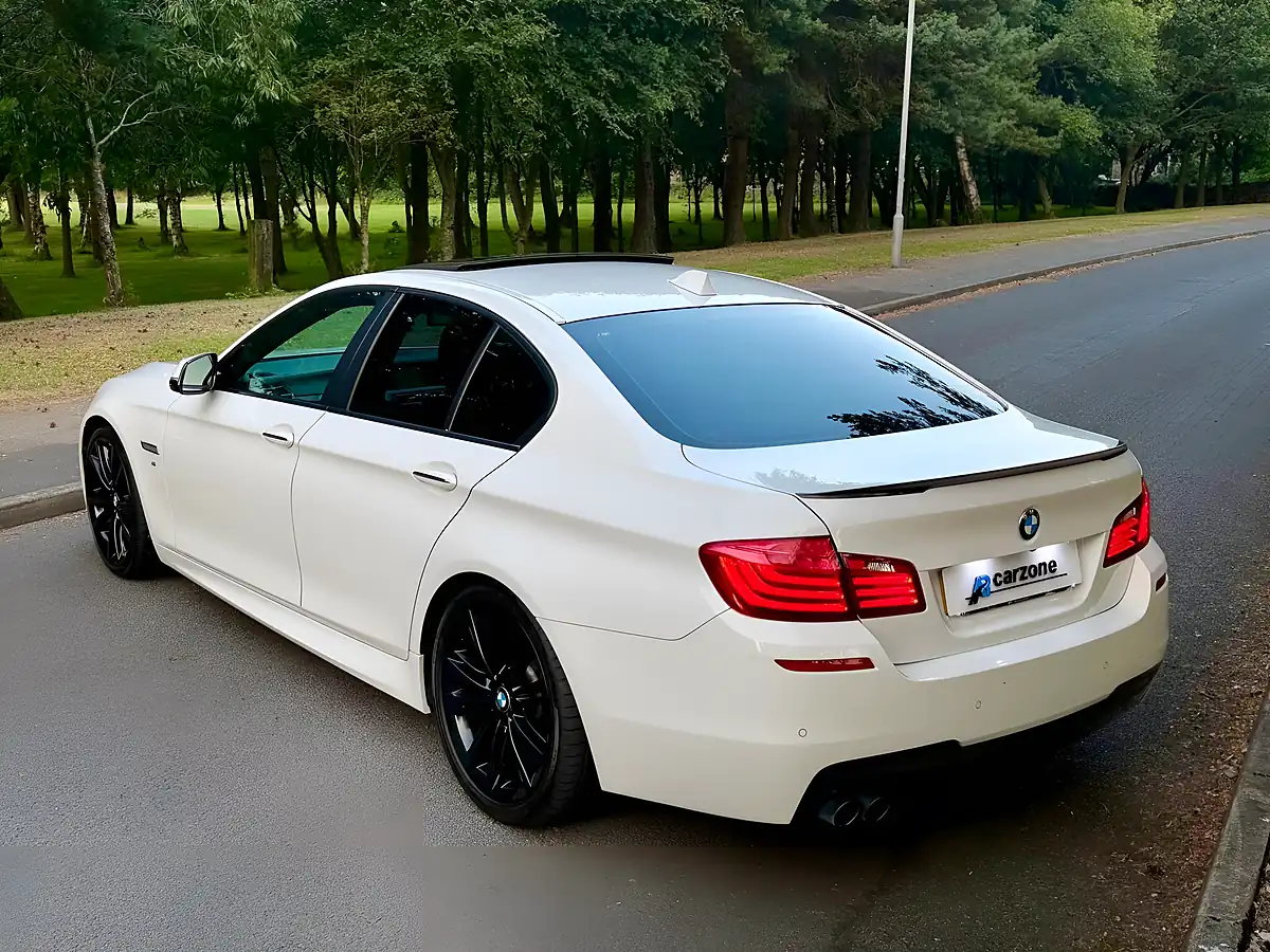 Used 2014 BMW 5 Series M Sport White - Interior and Exterior details 4