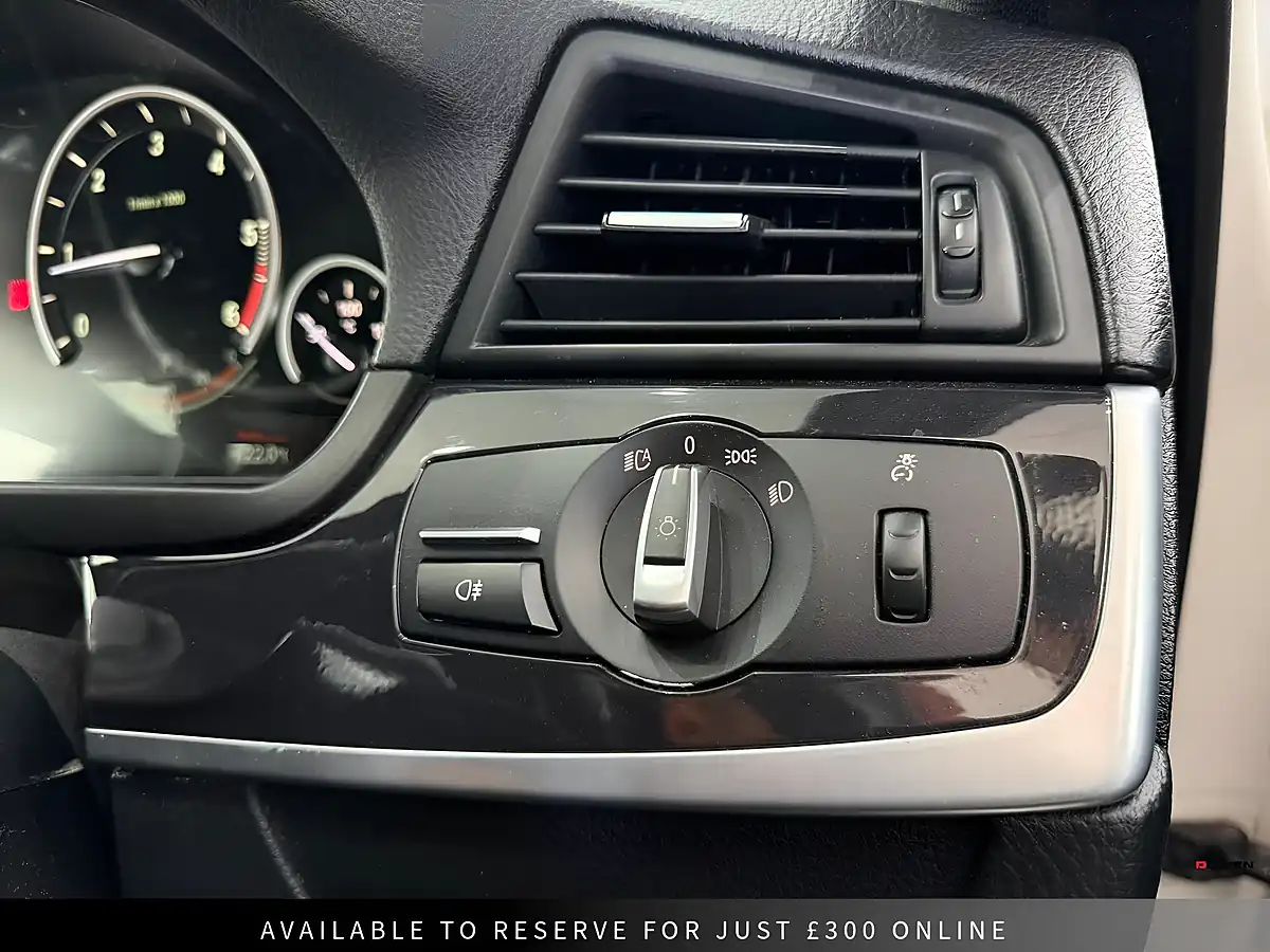 Used 2014 BMW 5 Series M Sport White - Interior and Exterior details 16