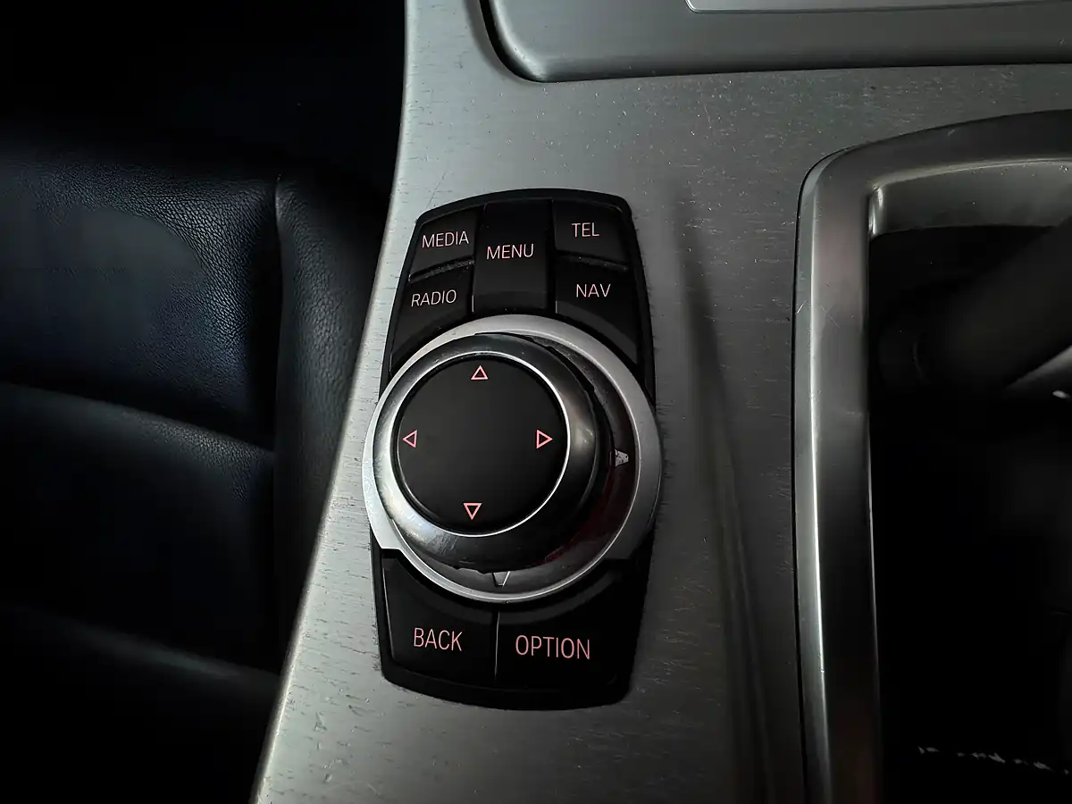 Used 2014 BMW 5 Series Se Black - Interior and Exterior details 16