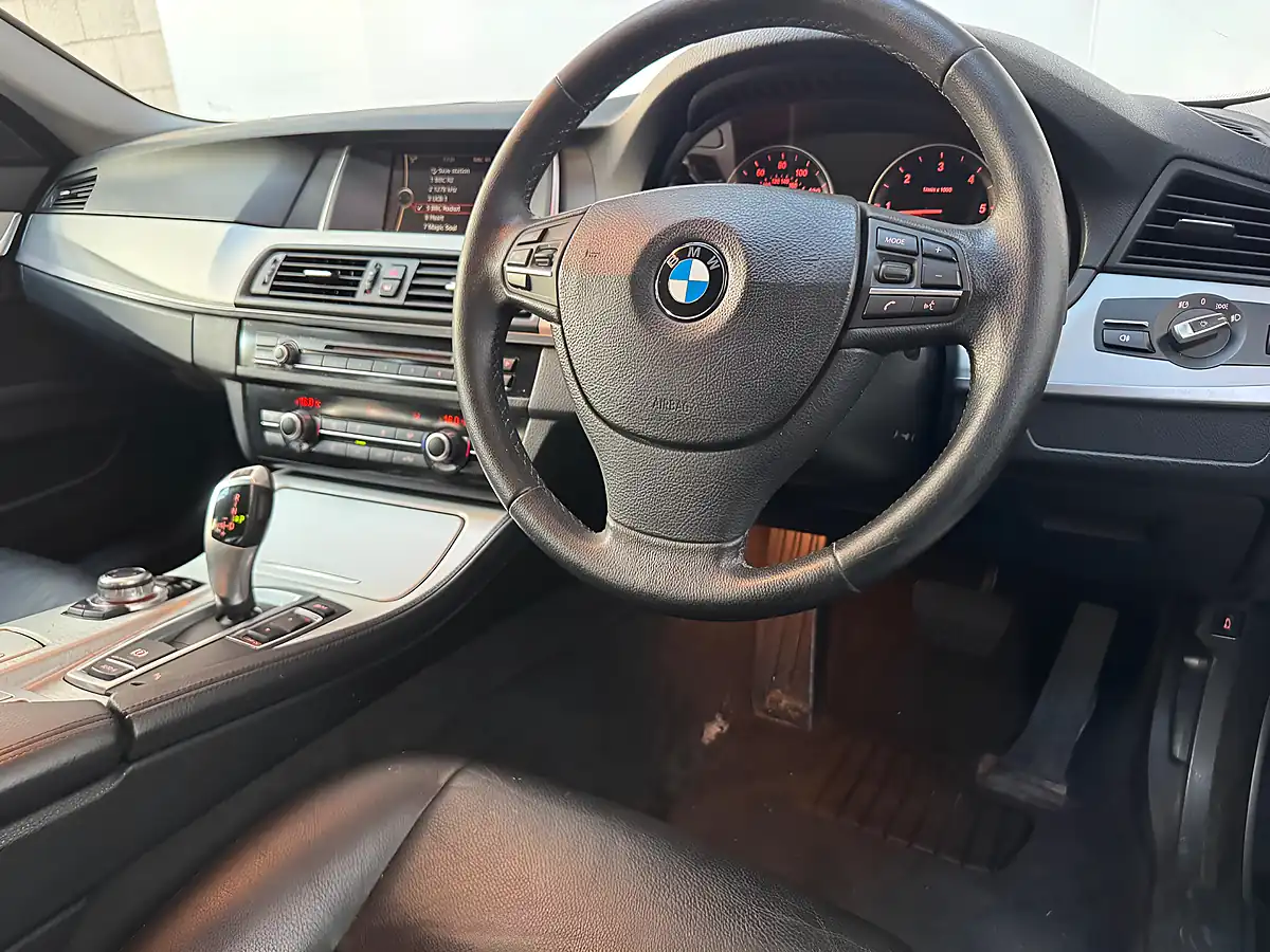 Used 2014 BMW 5 Series Se Black - Interior and Exterior details 3