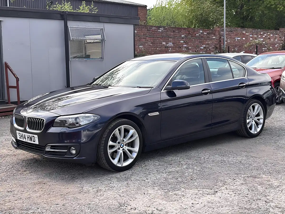 Used 2014 BMW 5 Series Se Blue - Interior and Exterior details 3