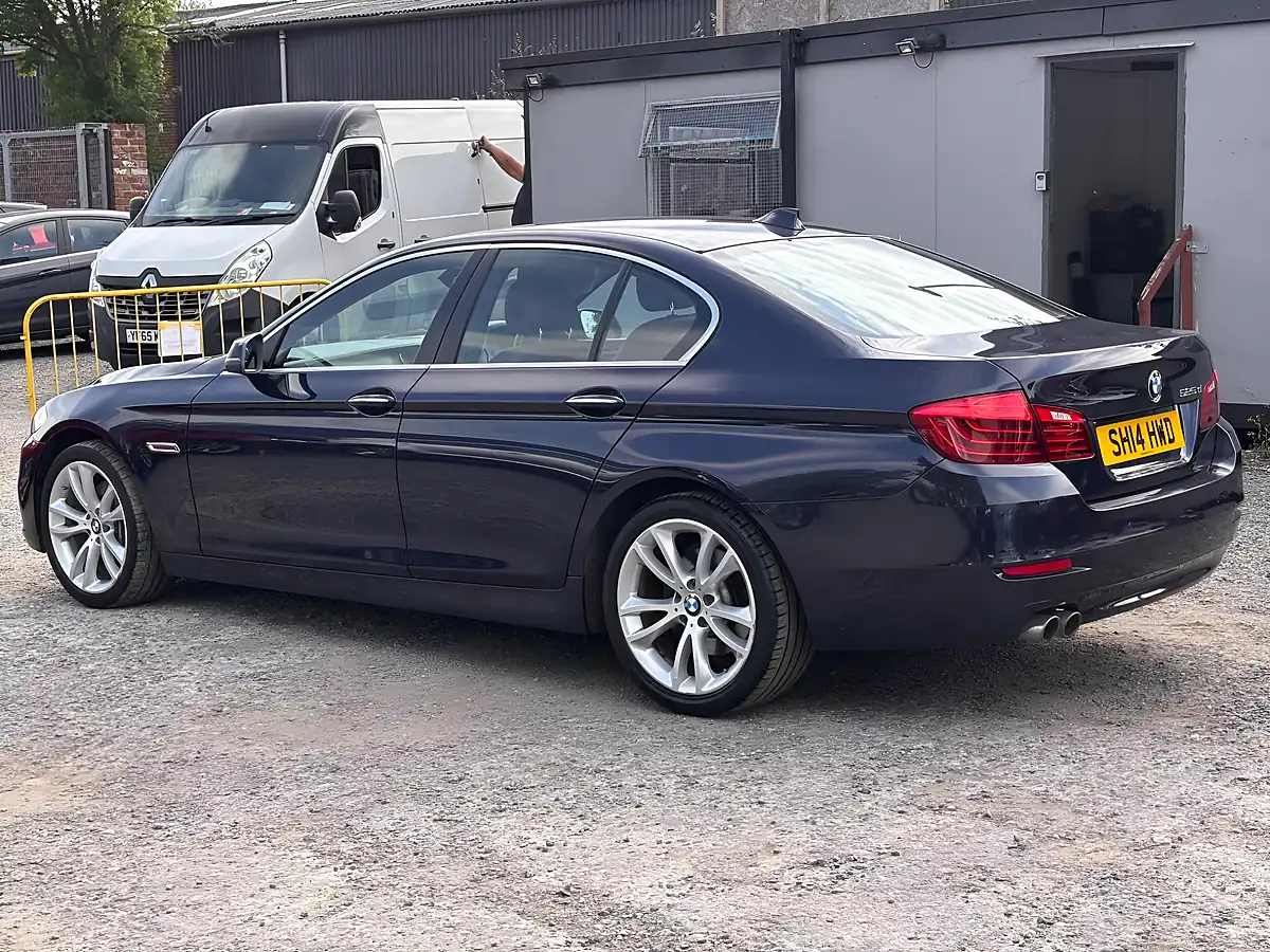Used 2014 BMW 5 Series Se Blue - Interior and Exterior details 5