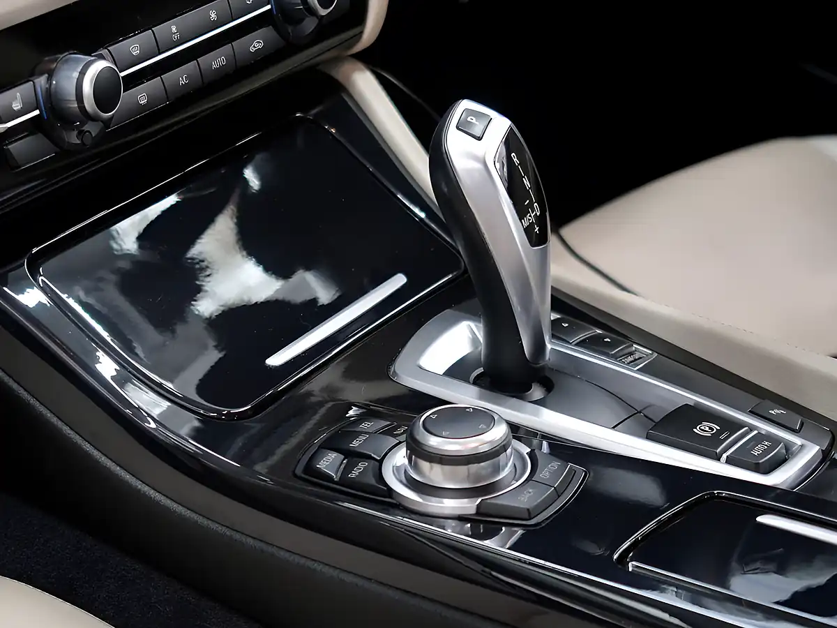 Used 2014 BMW 5 Series Se Brown - Interior and Exterior details 13