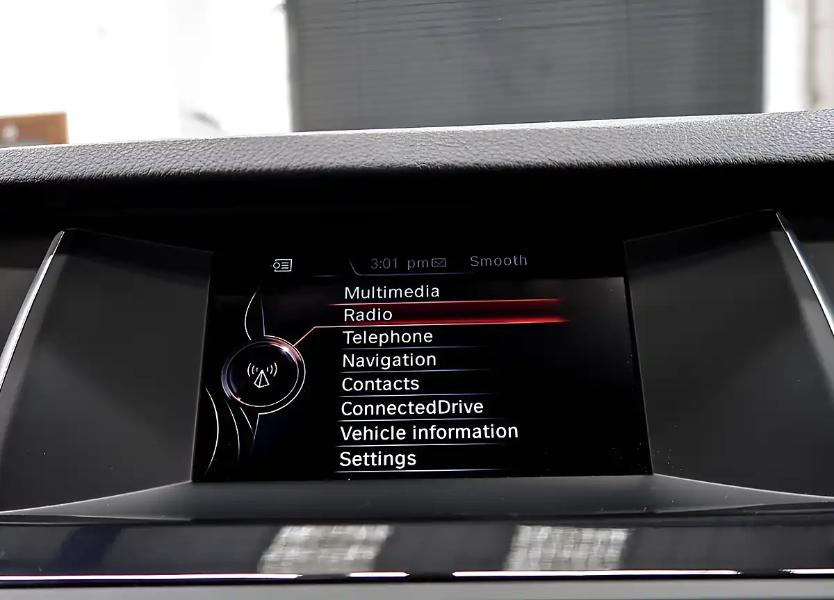 Used 2014 BMW 5 Series Se Brown - Interior and Exterior details 14