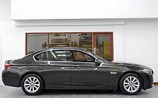 Used 2014 BMW 5 Series Se Brown - Interior and Exterior details 5