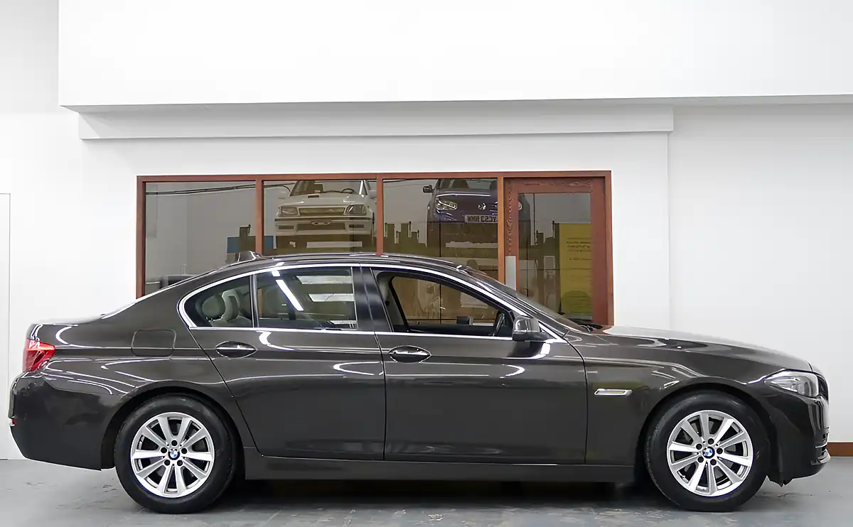 Used 2014 BMW 5 Series Se Brown - Interior and Exterior details 5