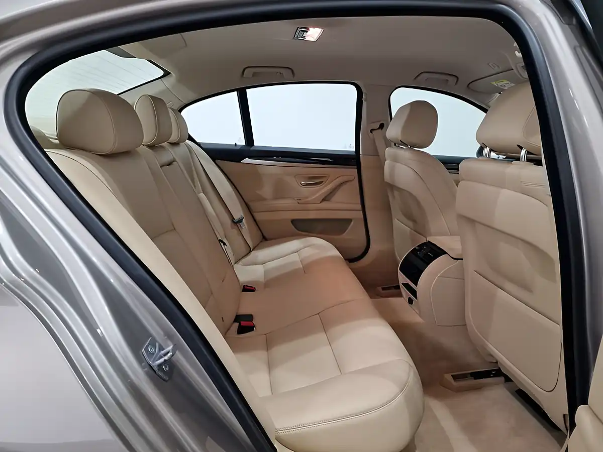 Used 2014 BMW 5 Series Se Cashmere Silver - Interior and Exterior details 12