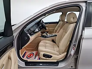 Used 2014 BMW 5 Series Se Cashmere Silver - Interior and Exterior details 16