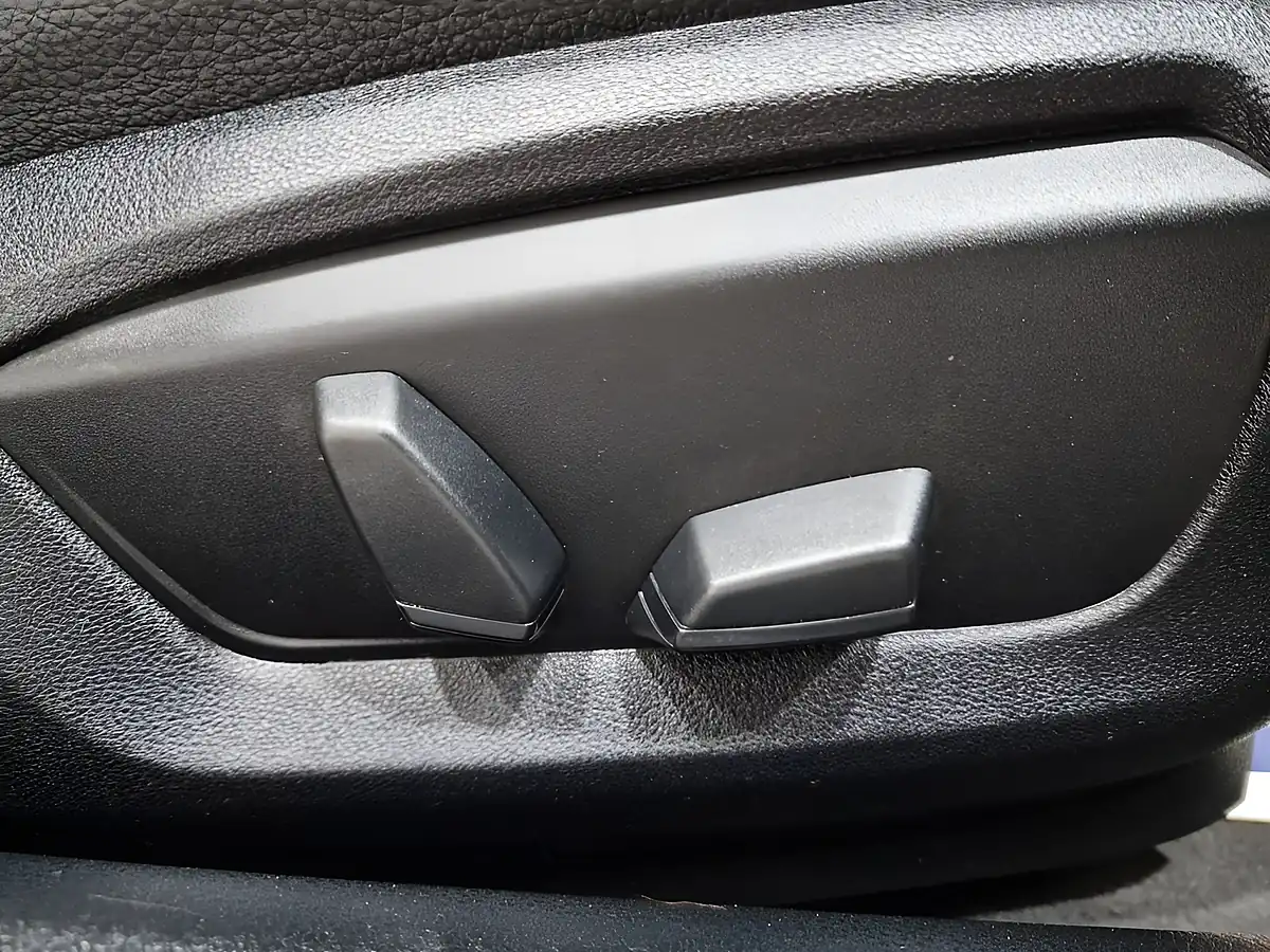 Used 2014 BMW 5 Series Se Grey - Interior and Exterior details 11