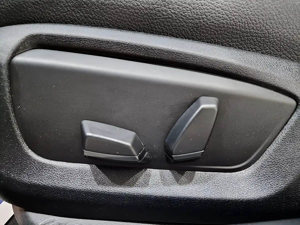 Used 2014 BMW 5 Series Se Grey - Interior and Exterior details 18