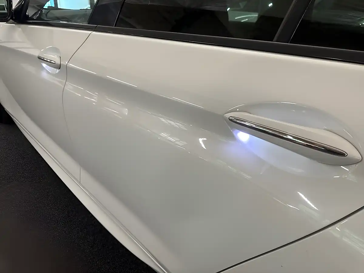 Used 2014 BMW 6 Series Gran Coupe M Sport White - Interior and Exterior details 8