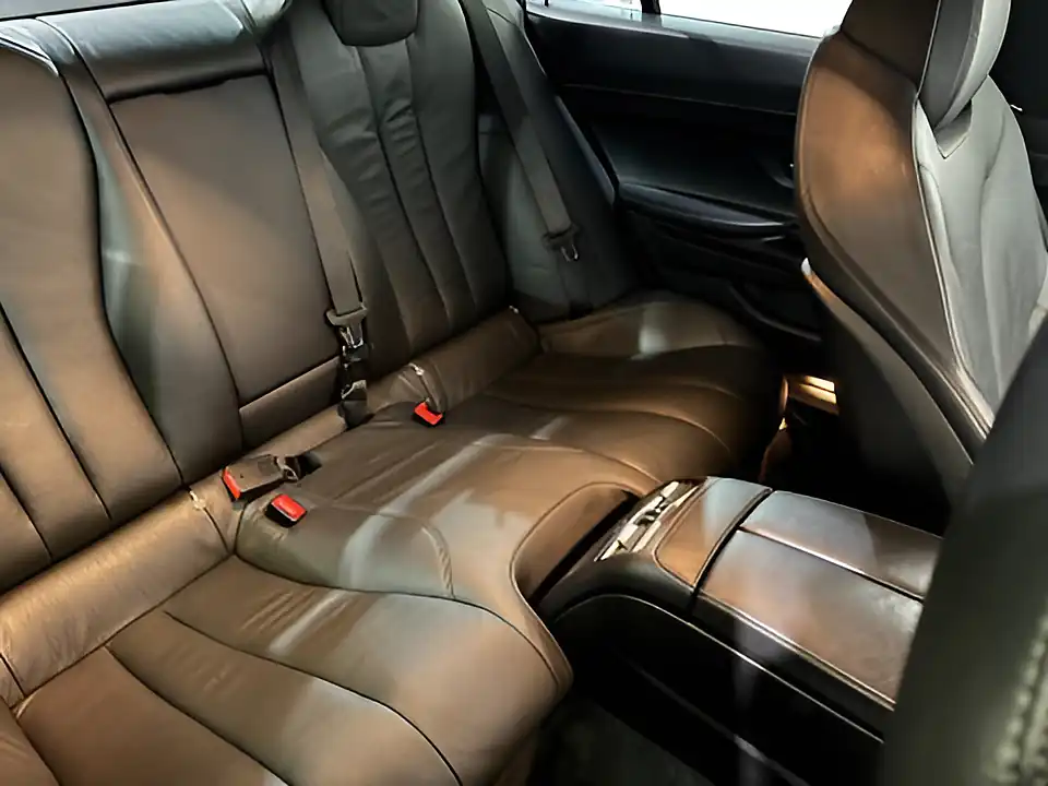 Used 2014 BMW 6 Series M Sport Black - Interior and Exterior details 11