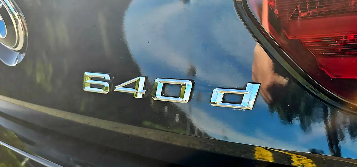 Used 2014 BMW 6 Series M Sport Black - Interior and Exterior details 9