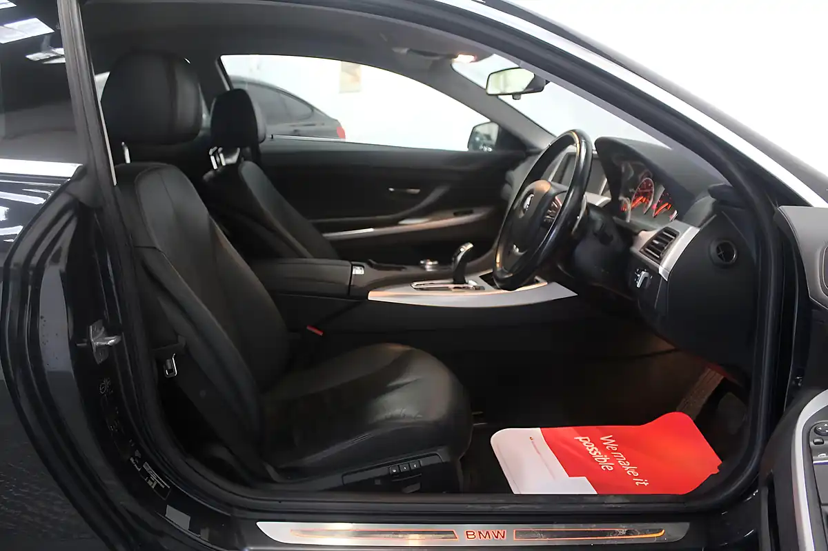 Used 2014 BMW 6 Series Se Black - Interior and Exterior details 12