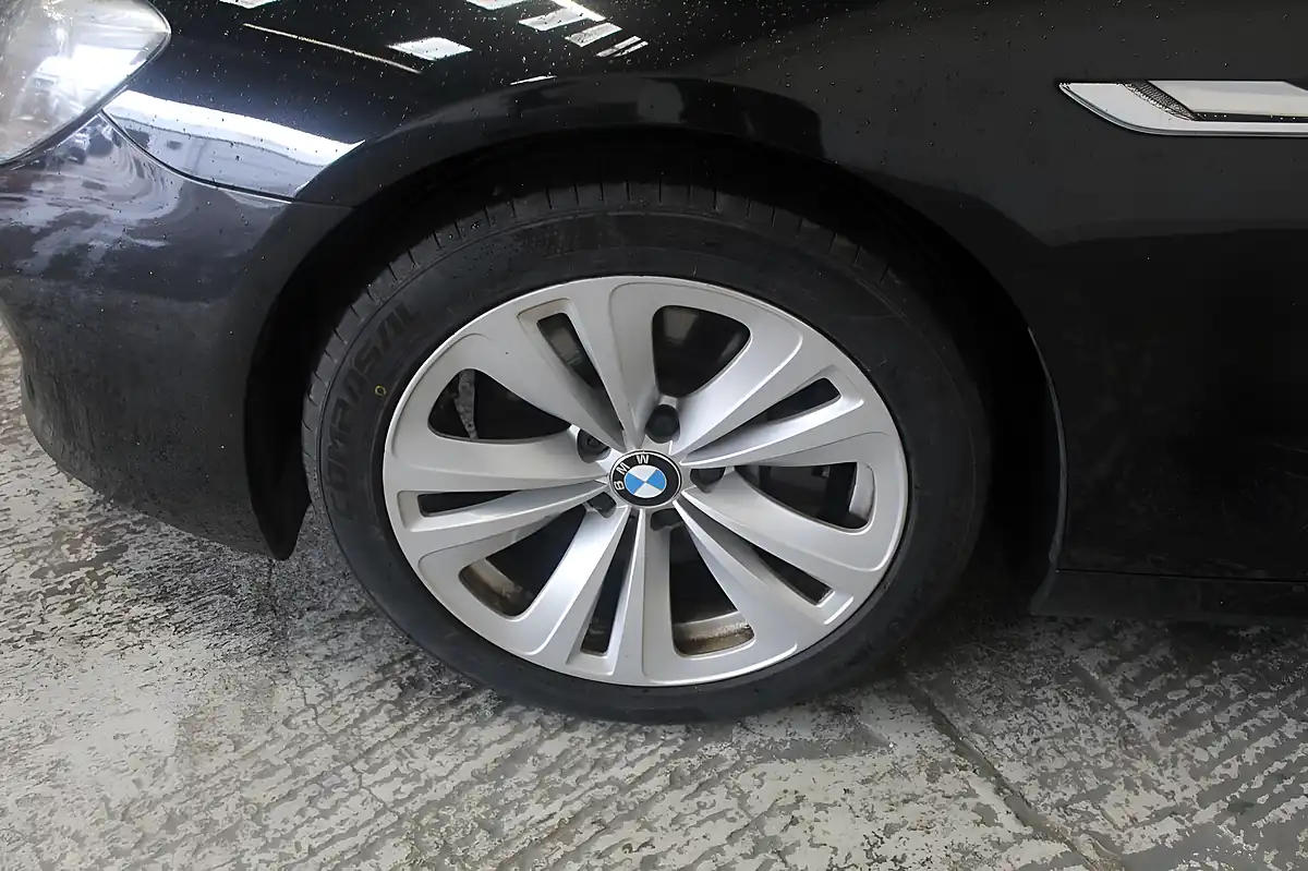 Used 2014 BMW 6 Series Se Black - Interior and Exterior details 19