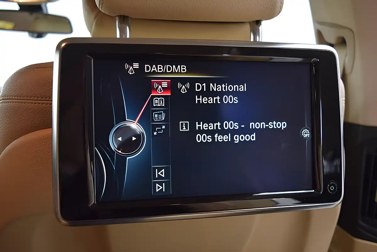 Used 2014 BMW 7 Series Se Alpine White - Interior and Exterior details 16