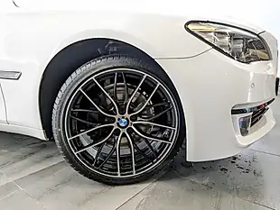 Used 2014 BMW 7 Series Se Alpine White - Interior and Exterior details 5