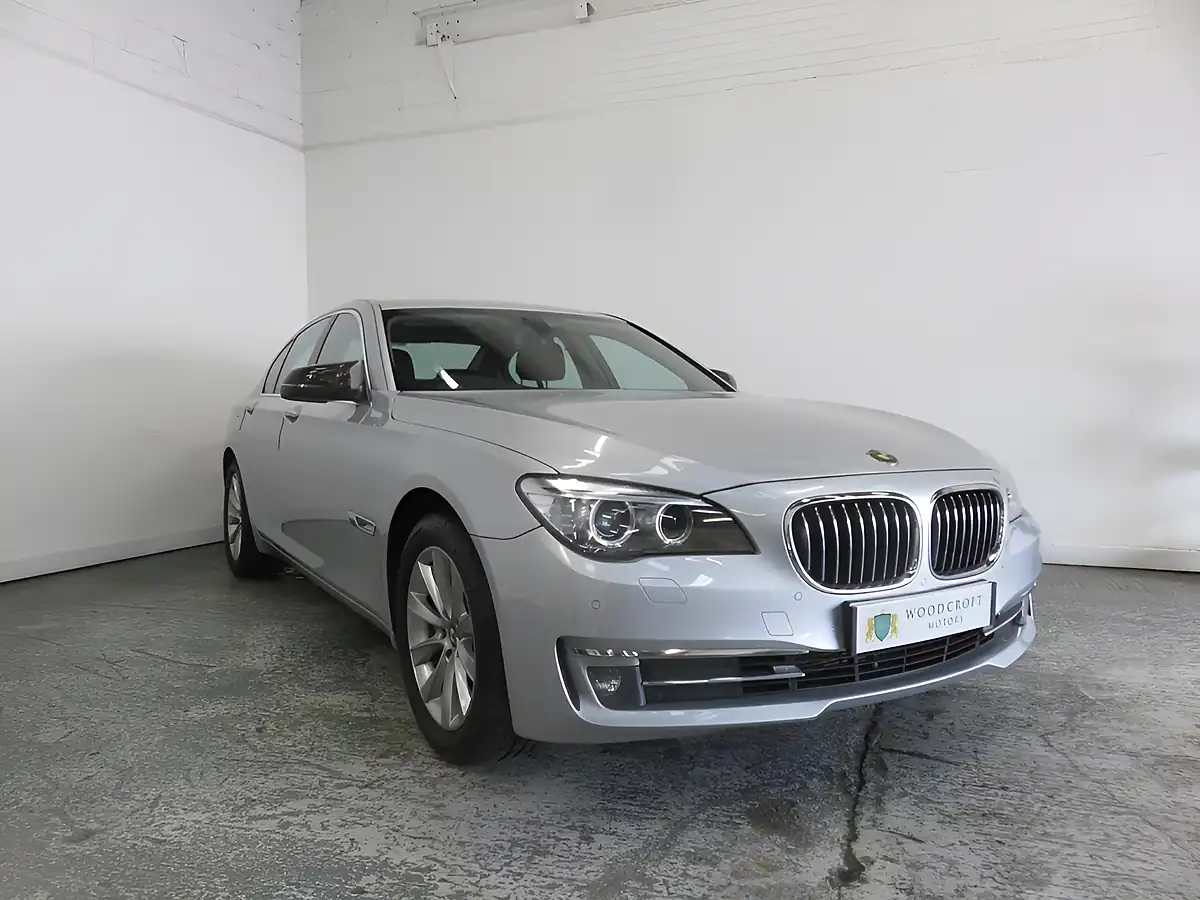 Used 2014 BMW 7 Series Se Silver - Front View