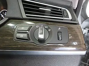Used 2014 BMW 7 Series Se Silver - Interior and Exterior details 17