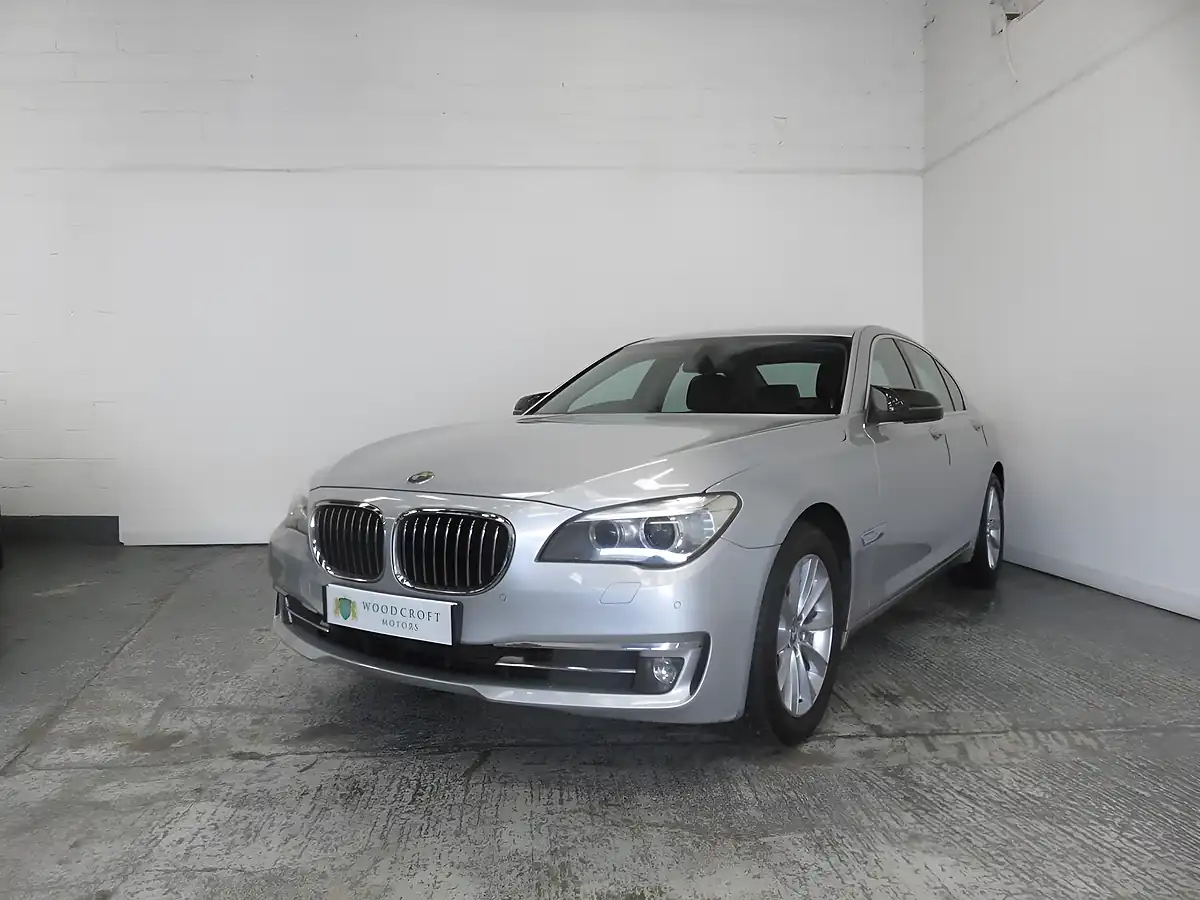 Used 2014 BMW 7 Series Se Silver - Interior and Exterior details 2