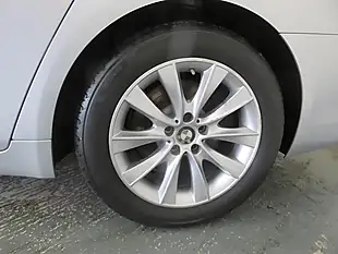 Used 2014 BMW 7 Series Se Silver - Interior and Exterior details 20