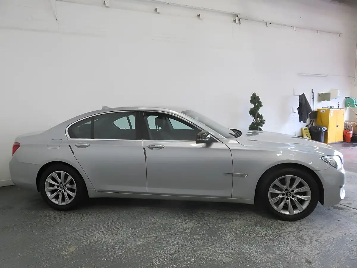 Used 2014 BMW 7 Series Se Silver - Interior and Exterior details 3