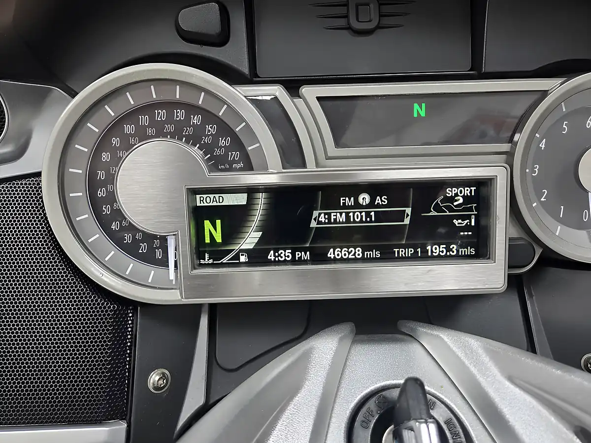 Used 2014 BMW K 1600 Gtl Grey - Interior and Exterior details 9